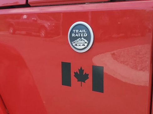 Used 2014 Jeep Wrangler Unlimited Sahara w/ Dual Top Group image 7