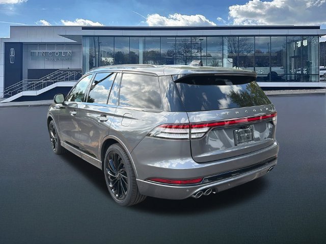 New 2027 Lincoln Aviator Reserve w/ Luxury Package RWD image 5