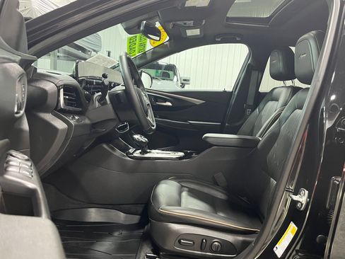 Certified 2024 Buick Envista Avenir image 12