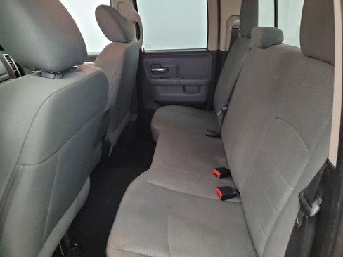 Used 2016 RAM 1500 Classic SLT image 18