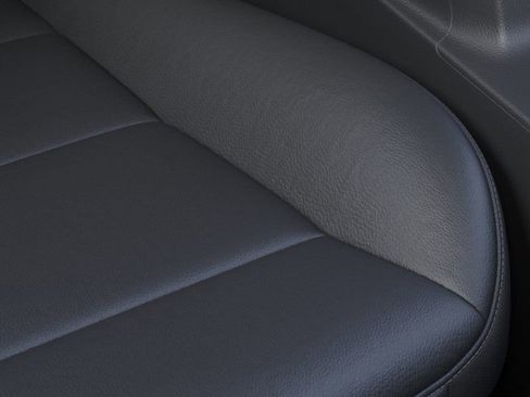 New 2026 GMC Canyon Elevation w/ Convenience Package image 57