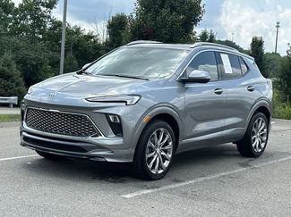 Used 2026 Buick Encore GX Avenir w/ Avenir Convenience Package AWD/4WD video 1