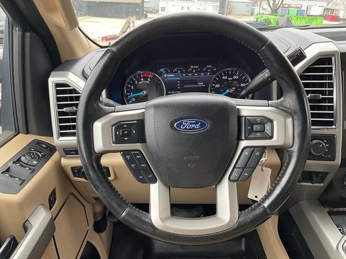 Used 2017 Ford F350 Lariat w/ Chrome Package image 9