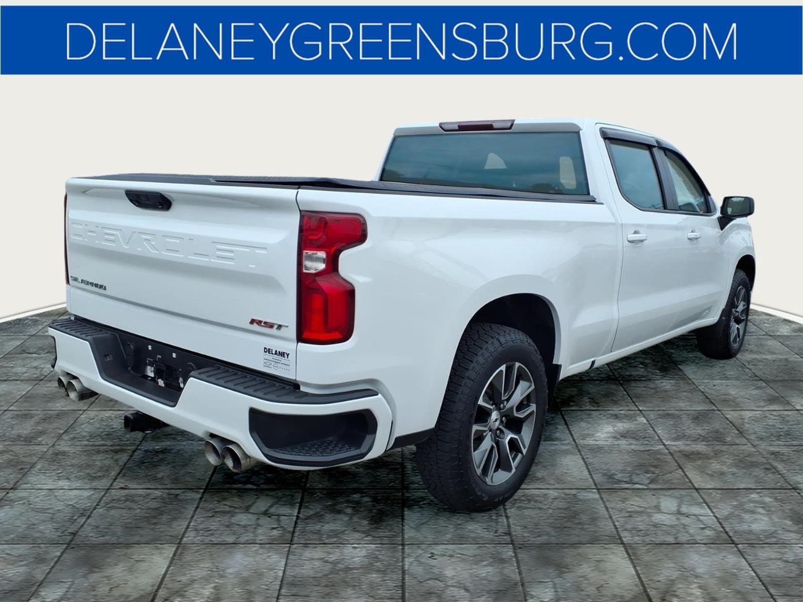 Used 2023 Chevrolet Silverado 1500 RST AWD/4WD image 3