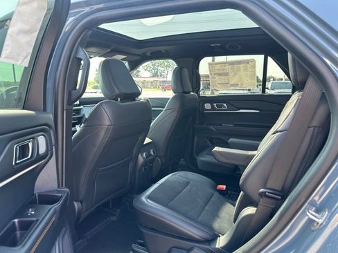 New 2026 Ford Explorer Tremor w/ Tremor Ultimate Package AWD/4WD image 28