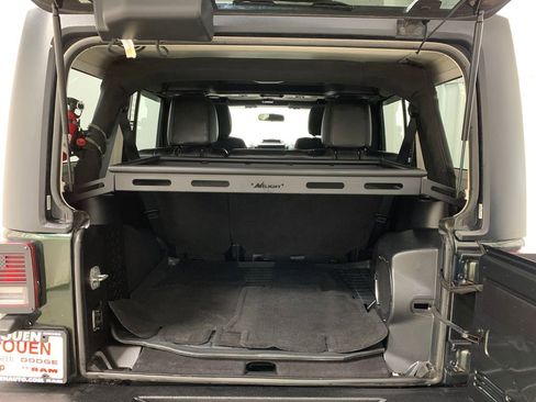 Used 2011 Jeep Wrangler Unlimited Sahara w/ Dual Top Group image 19