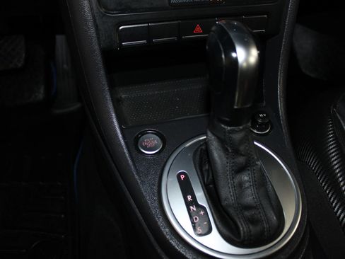 Used 2012 Volkswagen Beetle 2.5 FWD image 15