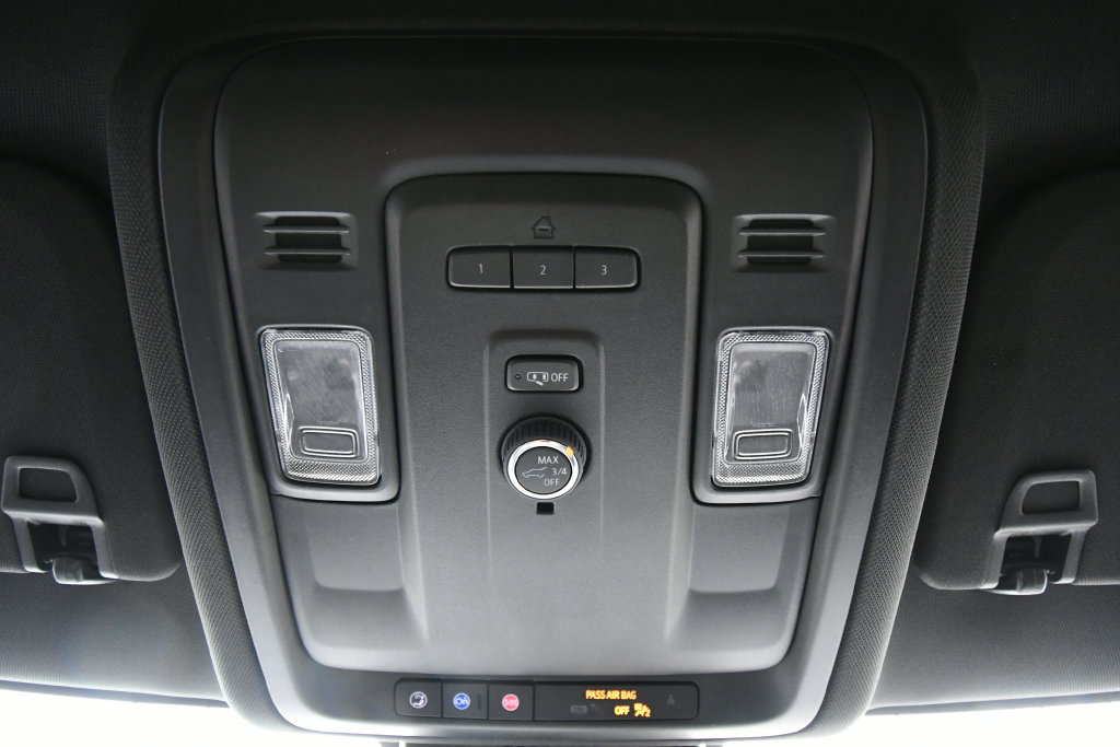 Used 2023 Chevrolet Tahoe RST AWD/4WD image 32