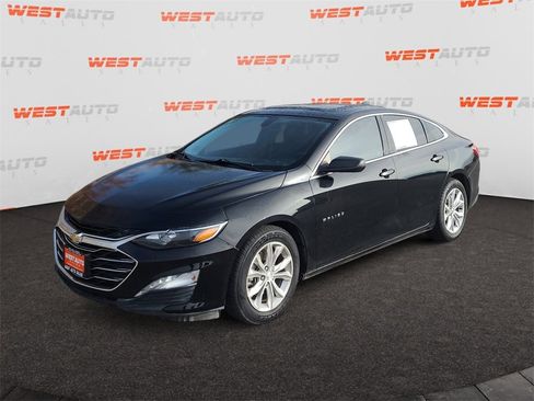 Used 2022 Chevrolet Malibu LT image 1