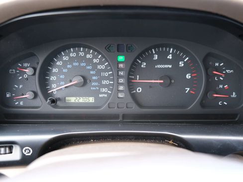 Used 2000 Toyota Land Cruiser AWD/4WD image 48