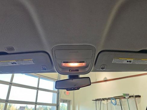 Used 2017 Chevrolet Colorado Z71 image 18