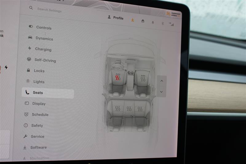 Used 2019 Tesla Model 3 Performance AWD/4WD image 17