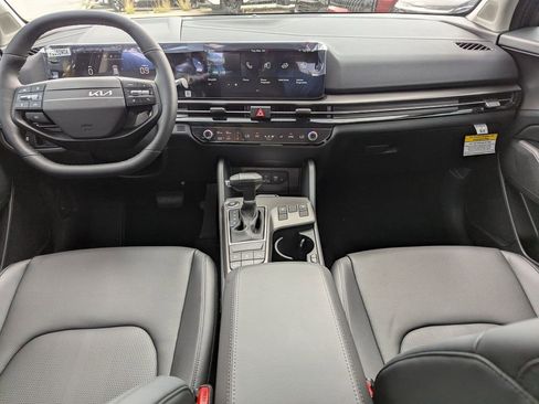 New 2026 Kia Sportage EX FWD image 13