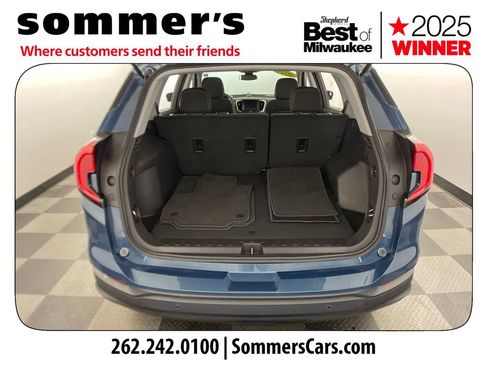Used 2024 GMC Terrain SLE w/ Driver Convenience Package AWD/4WD image 19