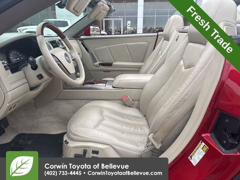 Used 2005 Cadillac XLR image 18