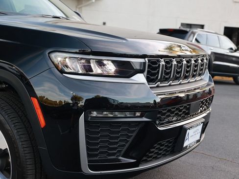 New 2026 Jeep Grand Cherokee L Limited AWD/4WD image 7