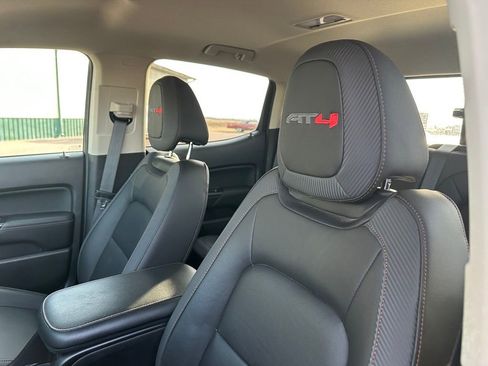 Used 2022 GMC Canyon AT4 w/ Trailering Package image 3