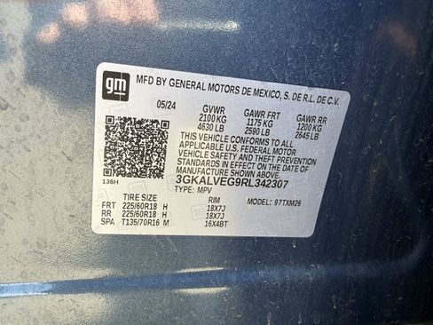 Used 2024 GMC Terrain SLT AWD/4WD image 28