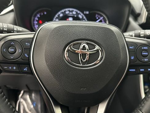 Certified 2020 Toyota RAV4 Limited AWD/4WD image 16