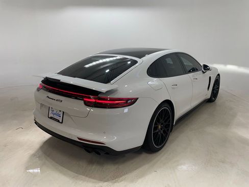Used 2020 Porsche Panamera GTS image 4