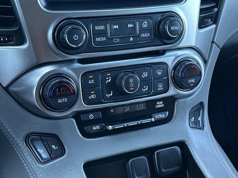 Used 2019 Chevrolet Suburban LT w/ Max Trailering Package AWD/4WD image 20