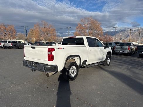 Used 2024 Chevrolet Silverado 2500 LT image 7