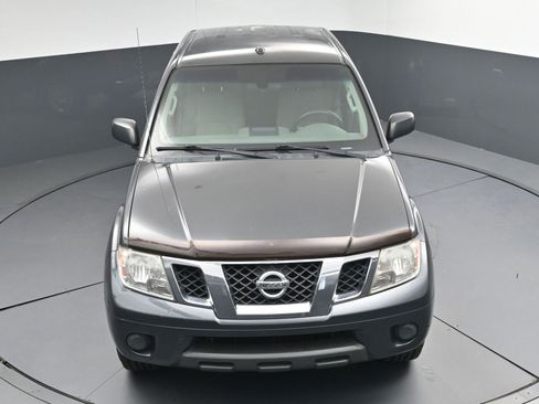Used 2015 Nissan Frontier SV RWD image 26
