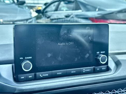 Used 2023 Honda Accord EX image 18