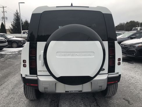 Used 2023 Land Rover Defender 110 S image 26