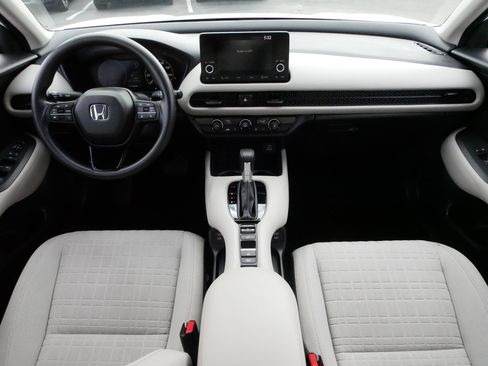 Used 2024 Honda HR-V LX image 10