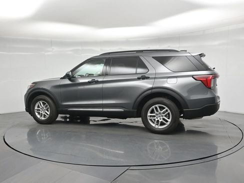 Certified 2025 Ford Explorer Active AWD/4WD image 6