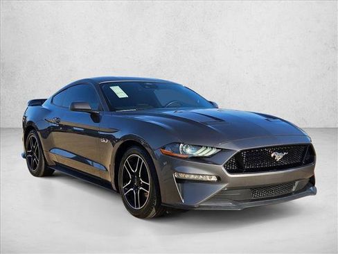 Used 2021 Ford Mustang GT RWD image 3