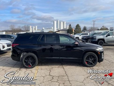 Used 2023 Chevrolet Traverse Premier w/ Redline Edition AWD/4WD image 8
