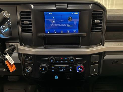 New 2026 Ford F250 XL w/ XL Chrome Package image 12