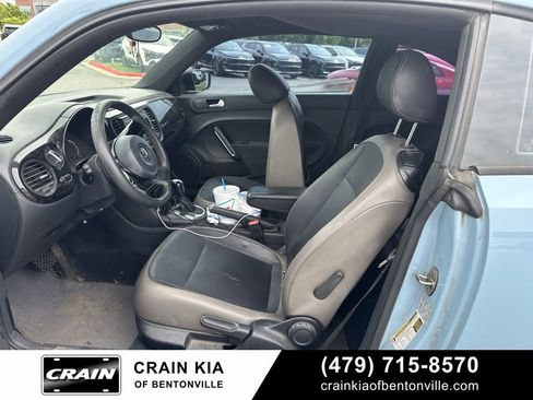 Used 2015 Volkswagen Beetle 1.8T FWD image 10