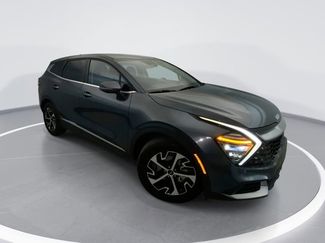 Used 2024 Kia Sportage EX video 1