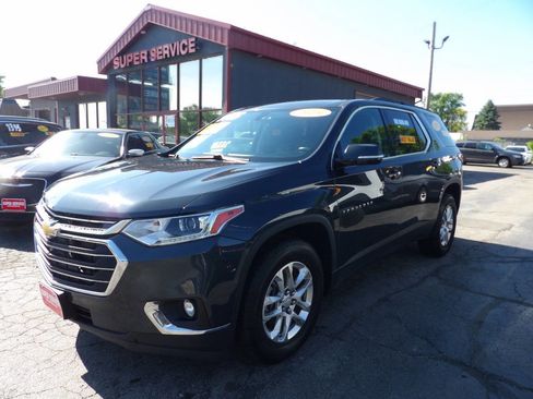Used 2019 Chevrolet Traverse LT FWD image 1