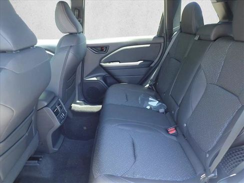 New 2026 Subaru Forester Premium AWD/4WD image 10