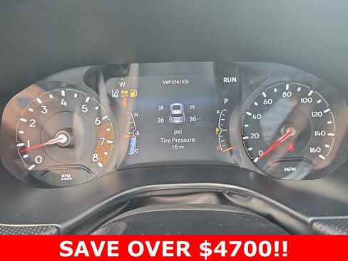 New 2025 Jeep Compass Latitude w/ Sun & Sound Group image 20