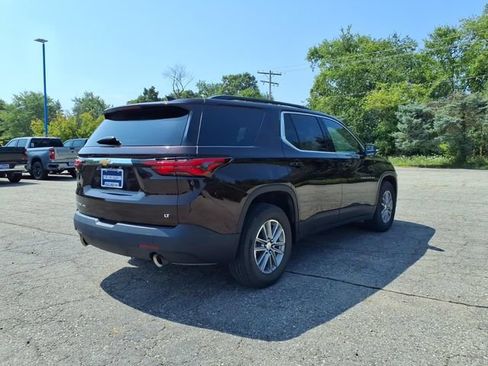 Used 2023 Chevrolet Traverse LT AWD/4WD image 7