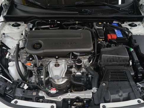 Used 2025 Honda Civic Sport image 28