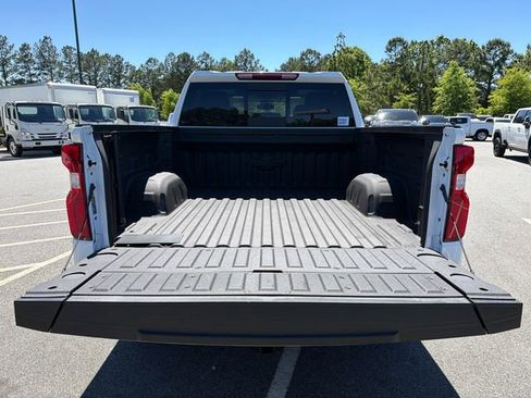 Certified 2025 Chevrolet Silverado 1500 LTZ AWD/4WD image 18