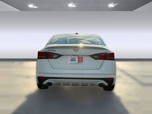 New 2025 Nissan Altima 2.5 SV w/ SV Special Edition Package image 9