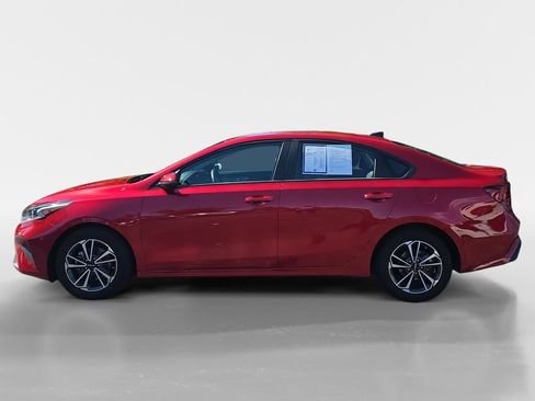 Used 2023 Kia Forte LXS w/ LXS Technology Package FWD image 7