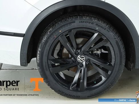 Used 2024 Volkswagen Tiguan SE R-Line FWD image 52
