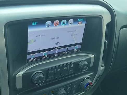 Used 2017 GMC Sierra 1500 SLT w/ Suspension Package, Off-Road AWD/4WD image 29
