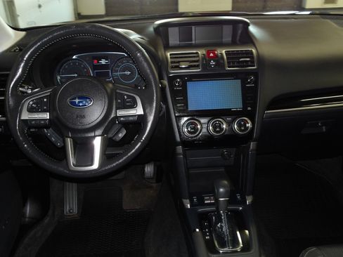 Used 2017 Subaru Forester 2.0XT Touring AWD/4WD image 7