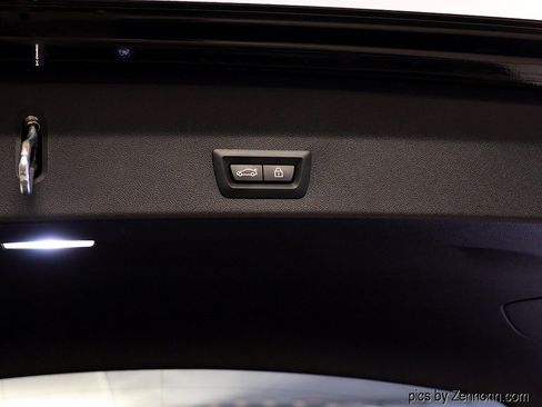 Used 2020 BMW X3 xDrive30e w/ Premium Package AWD/4WD image 31