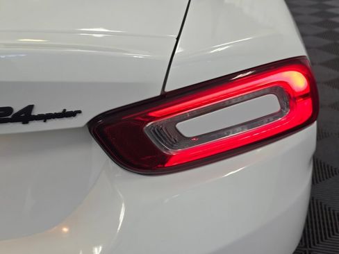 Used 2017 FIAT 124 Spider Abarth RWD image 56