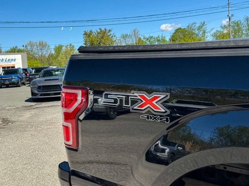 Used 2018 Ford F150 XL w/ Equipment Group 101A Mid AWD/4WD image 14